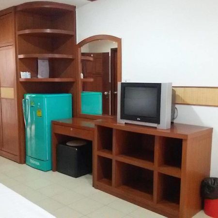 รัฐกิจ แมนชั่น Aparthotel Pattaya ภายนอก รูปภาพ